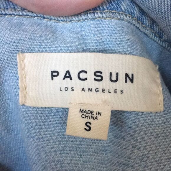 Pacsun distressed blue Jean jacket Small cotton distressed - Picture 4 of 9